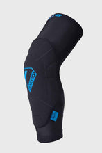 Load image into Gallery viewer, 7iDP Sam Hill Knee Pads - Black