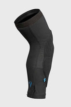 Load image into Gallery viewer, 7iDP Sam Hill Knee Pads - Black